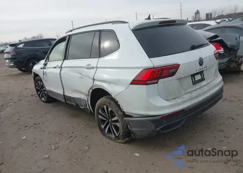 2022 Volkswagen Tiguan 2.0T S z USA, uszkodzony, nr VIN 3VV0B7AX4NM077734